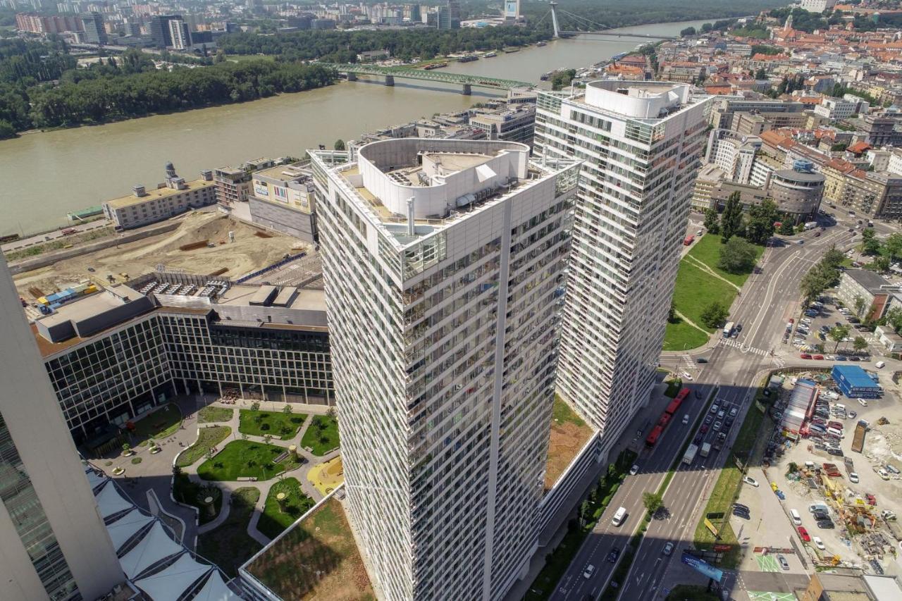 Zora Exclusive Apartment Pressburg Exterior foto